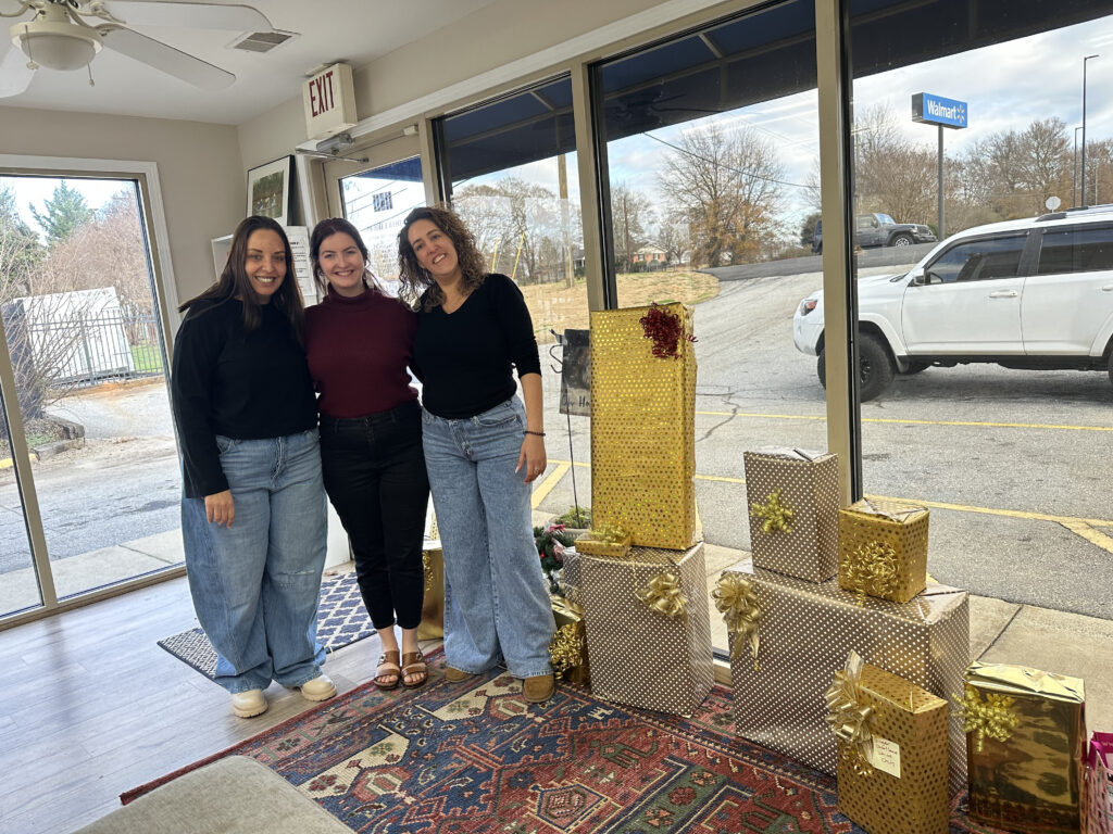 Happy customers at Powdersville Self Storage